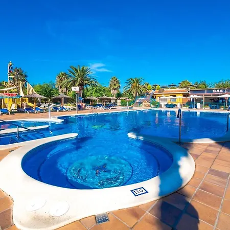 Vacanceselect Mobil Homes - Camping La Masia - Blanes Campsite